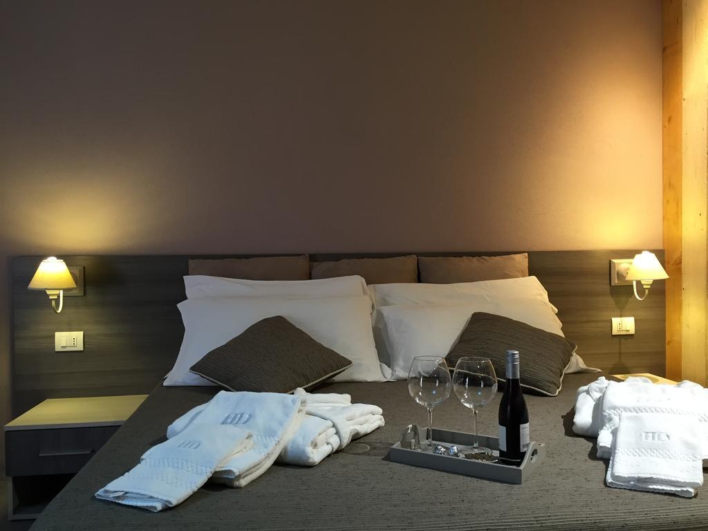 Al Borgo Aparthotel Sarzana Bilik gambar