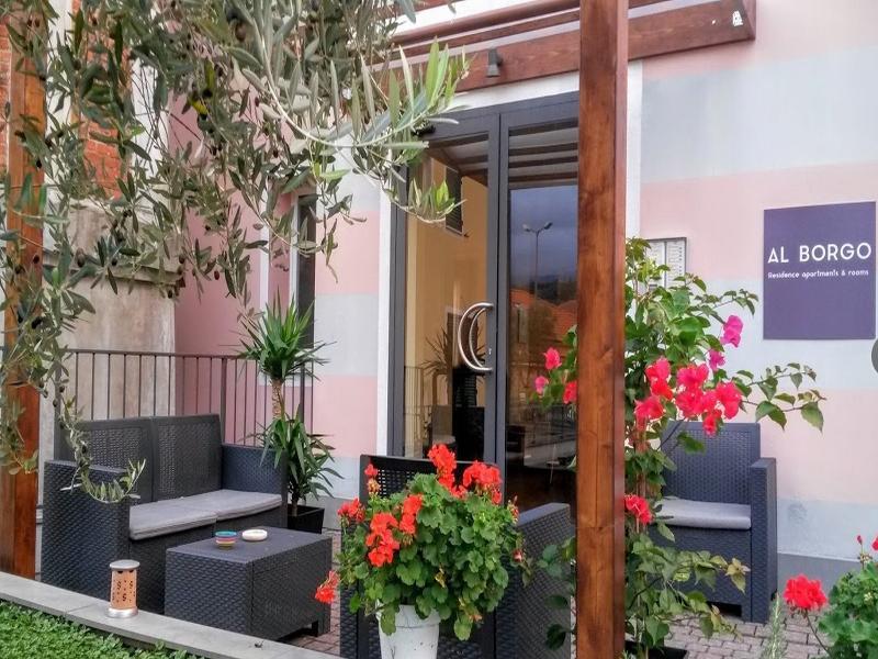 Al Borgo Aparthotel Sarzana Luaran gambar